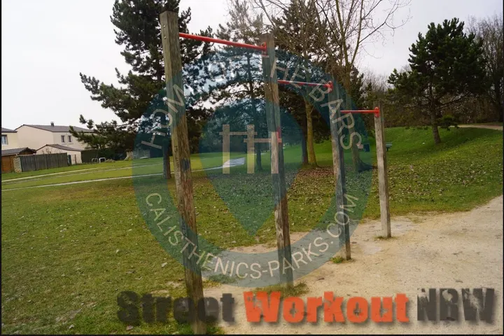 Accessoire Sportif Extérieur Reims Parc Marcel Lemaire — callisthénie-studio à La Neuvillette, Reims — 3