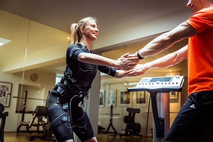 Körpermanager Erik Randrianarisoa — fitnessstudio in Köln — 4