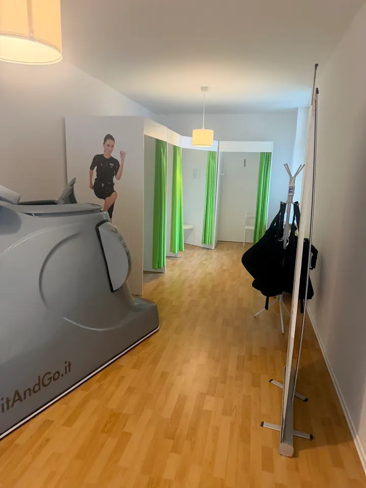 VacuFitEMS — fitnessstudio in Oberschöneweide, Berlin — 2