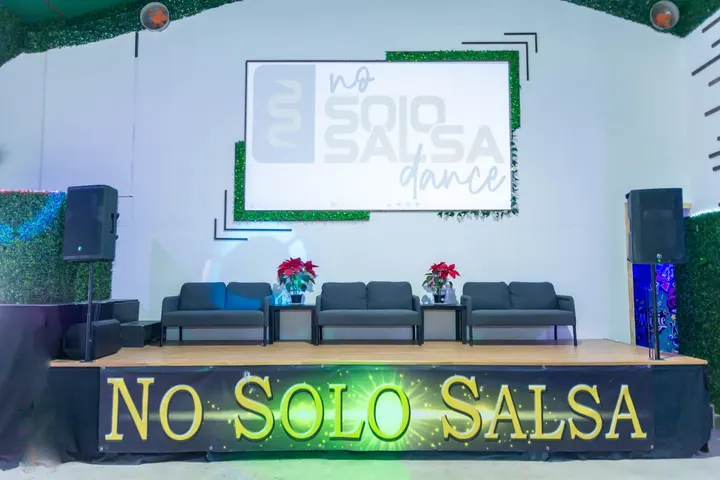 No Solo Salsa Dance — Baile en Balcones del Mar, Estepona