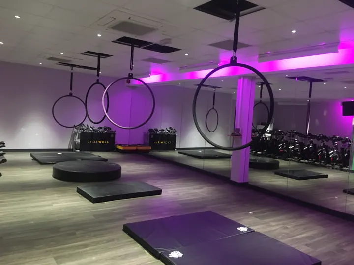 Aerial Arts Academy — pole fitness-studio in Cowley, Oxford — 3