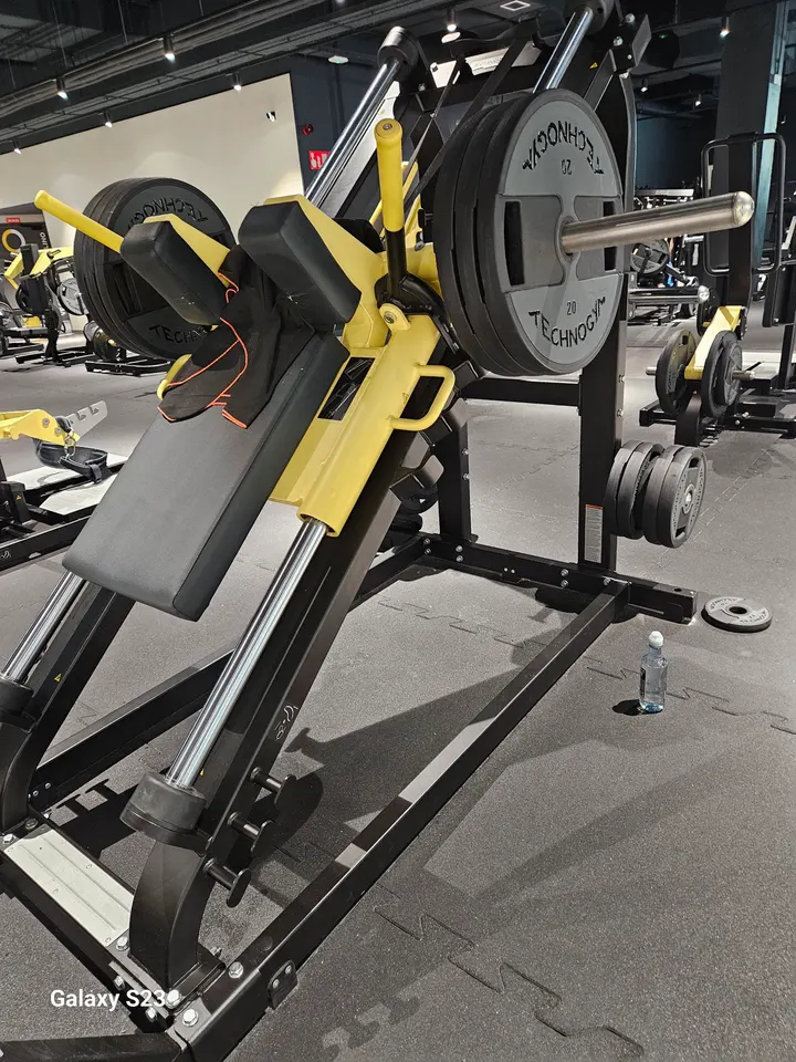 Gim Body Gran Via, S.L. — estudio de fitness-studio en As Travesas, Vigo — 3