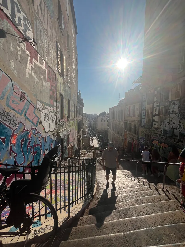 DOSE : électro, danse libre, maquillage fluo — Danse à 1er Arrondissement, Marseille