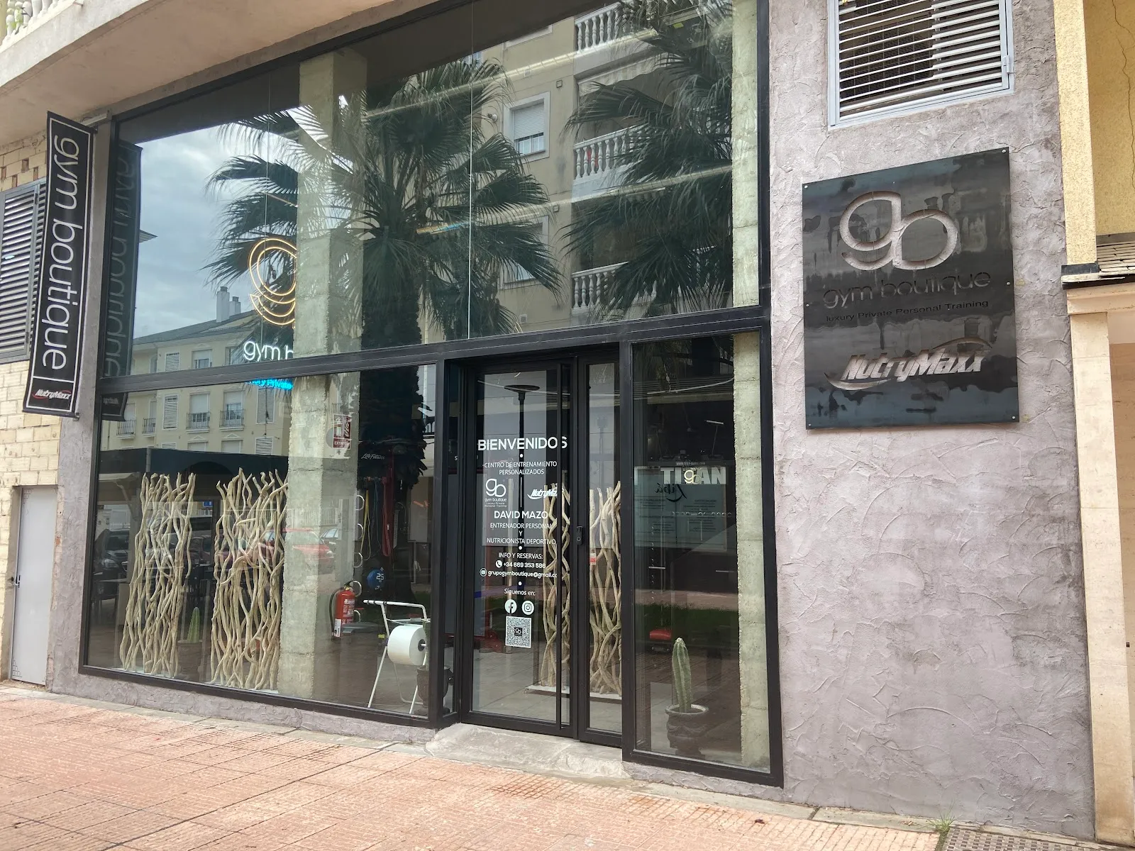 Nutry Maxx Tienda de Suplementación Deportiva Badajoz y Personal trainer — entrenamiento personal-studio en Urbanización Guadiana, Badajoz — 2