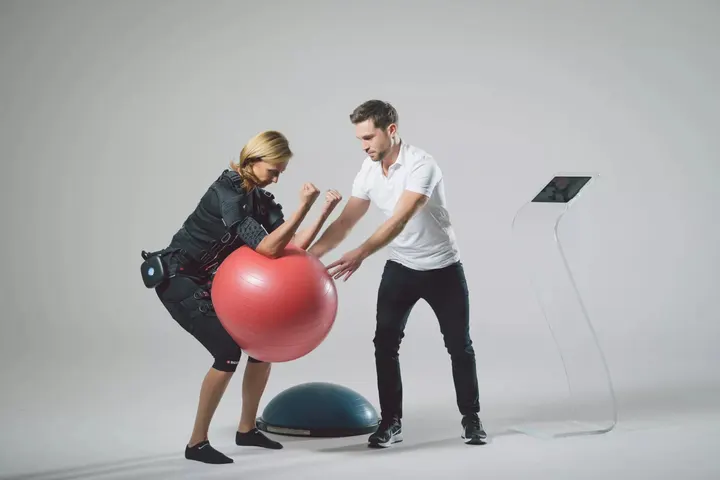 iMed-EMS Gesundheitsstudio — ems-training-studio in Kenkhausen, Wermelskirchen — 2
