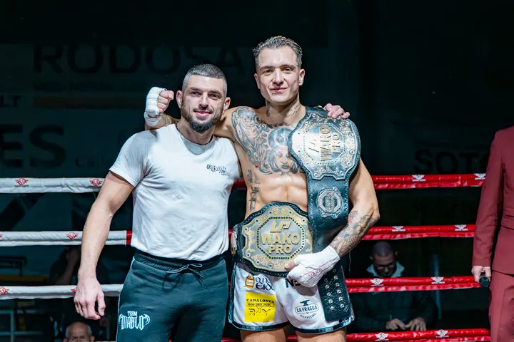 El Barrio Kickboxing — Artes marciales en Curros, Vigo