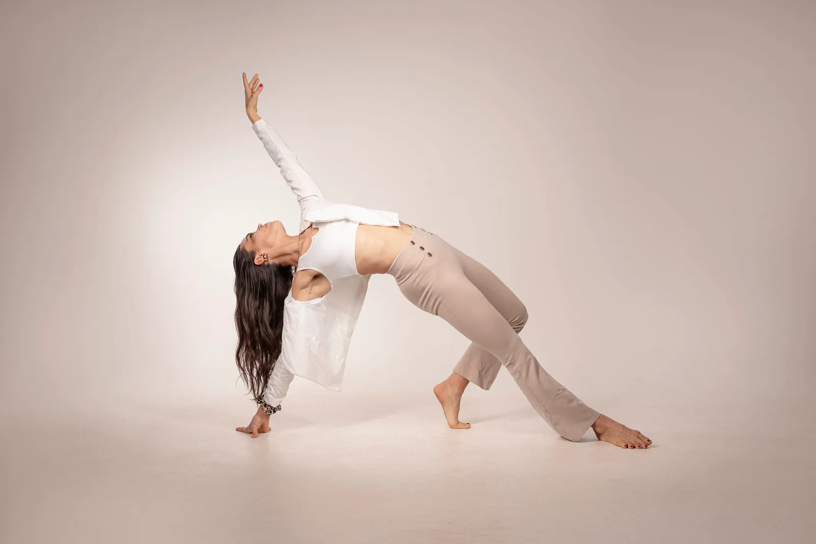 AYA-die Tanzschule für Salsa Bachata Kizomba — tanz-studio in Freiburg im Breisgau — 6