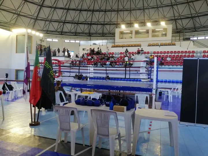 Escola de Boxe da Outurela — boxe-studio em Lisboa — 2