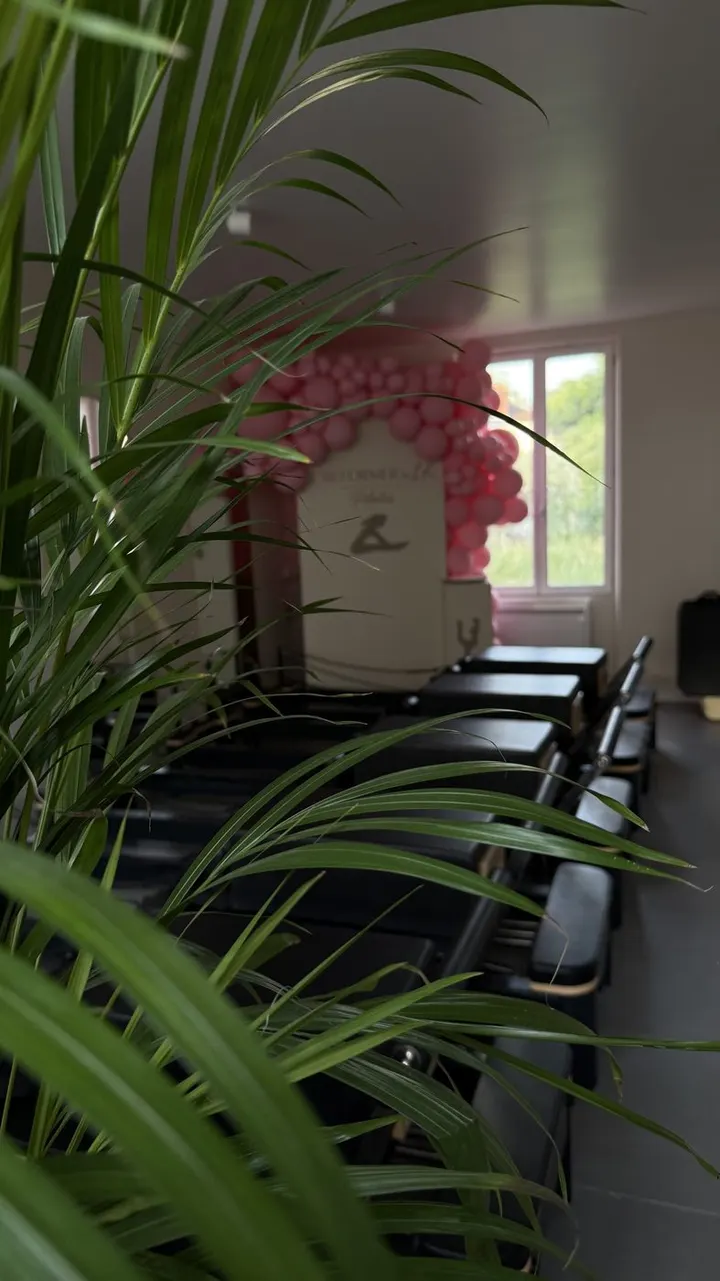 LE REFORMER by LK "Studio Pilates Reformer & Coffee Shop" — pilates-studio au Mesnil-Saint-Denis — 4
