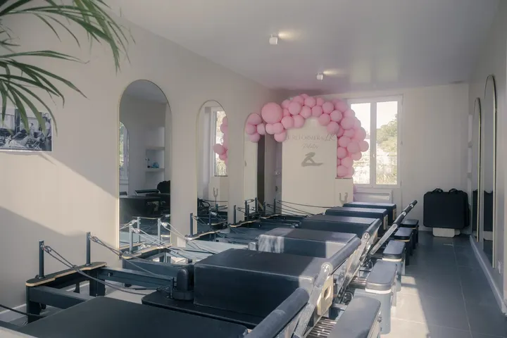 LE REFORMER by LK "Studio Pilates Reformer & Coffee Shop" — Pilates au Mousseau, Le Mesnil-Saint-Denis