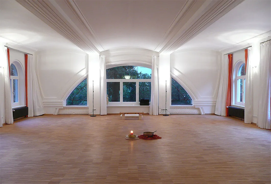 Raum für Meditation und Bewegung — meditation-studio in Hamburg — 5