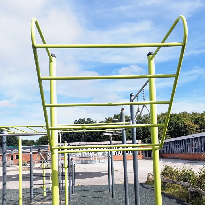 Outdoor Gym - Calisthenics Park — Træningsstudio i Vestermark, Holstebro