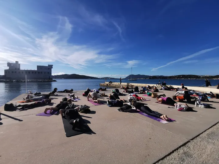 sukha sadhana yoga — yoga-studio à Toulon — 5