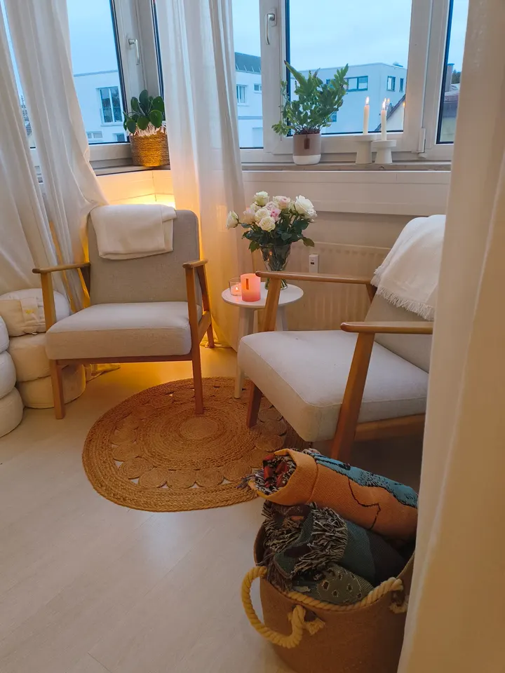 Kim Tarhan Yoga - Yoga Pilates Bodywork Studio in Ostfildern — yoga-studio in Ostfildern-Nellingen, Stuttgart — 2