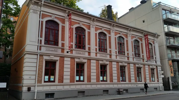 Norsk Yoga-skole — Yoga i Frogner, Oslo