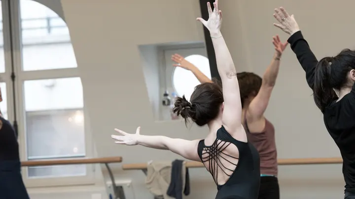 Studio Sophie Mila — Barre à Paris 2e Arrondissement, Paris