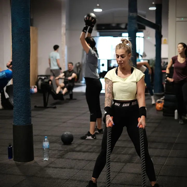 Kettlebells Barcelona CrossFitness HIIT Kettlebell — fuerza-studio en Barcelona — 4
