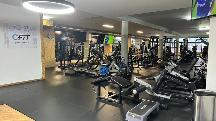 CFIT- Fitness Club — Ginásio em Leigal, Freamunde