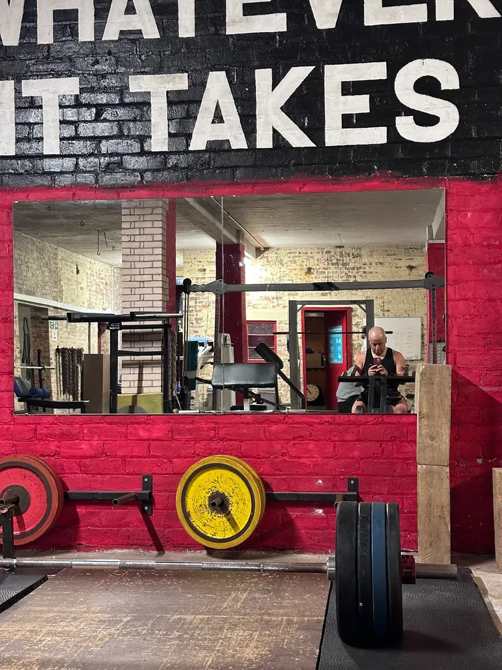 THE DEEP BURN GYM — Fitness Studio in Annan