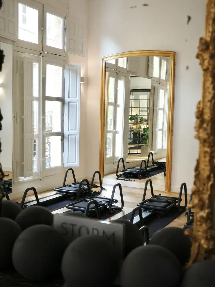 STORM - Lagree Pilates Barre & Wellness — Reformer Pilates à Cuques, Aix-en-Provence