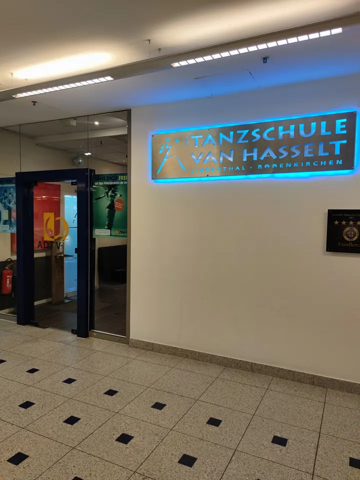 van Hasselt Rodenkirchen — tanz-studio in Rodenkirchen, Köln — 2