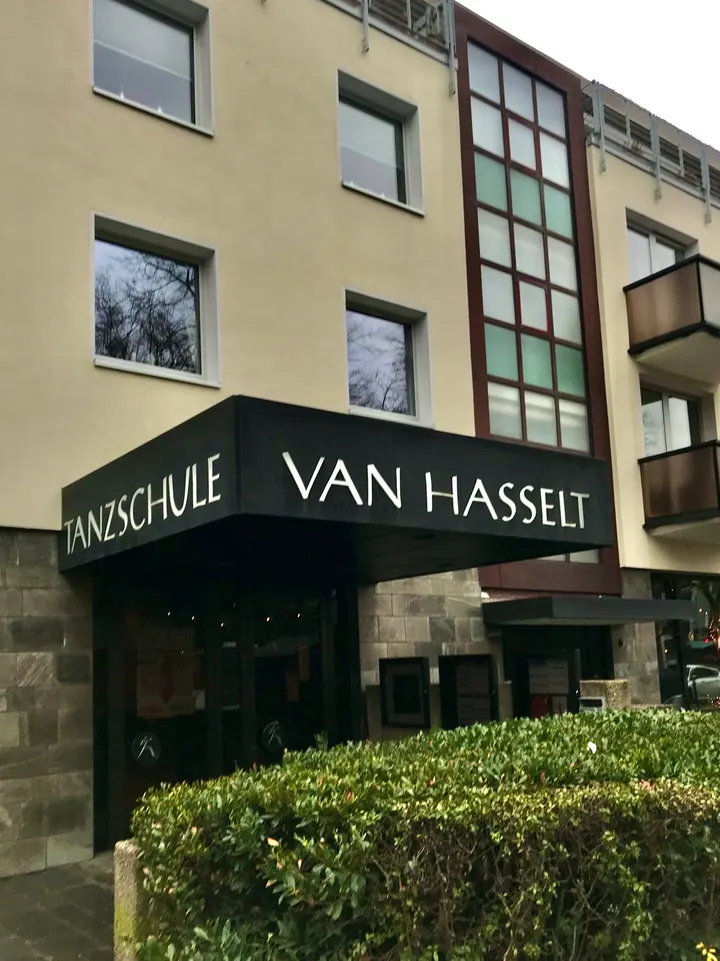 van Hasselt Rodenkirchen — tanz-studio in Köln — 3