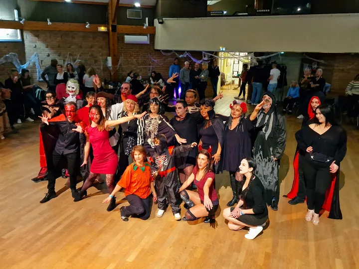 Compagnie De Danse Tous Azimuts — danse-studio à Chatron, Neauphle-le-Château — 2