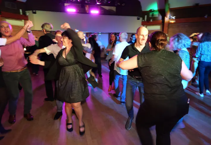 Compagnie De Danse Tous Azimuts — danse-studio à Chatron, Neauphle-le-Château — 3