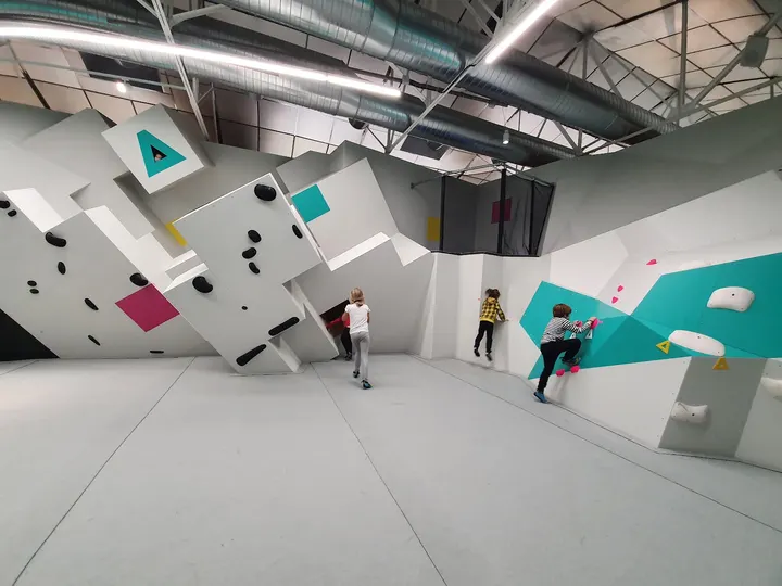 FLASHH Barcelona — Estudio de fitness en Volpelleres, Sant Cugat del Vallès