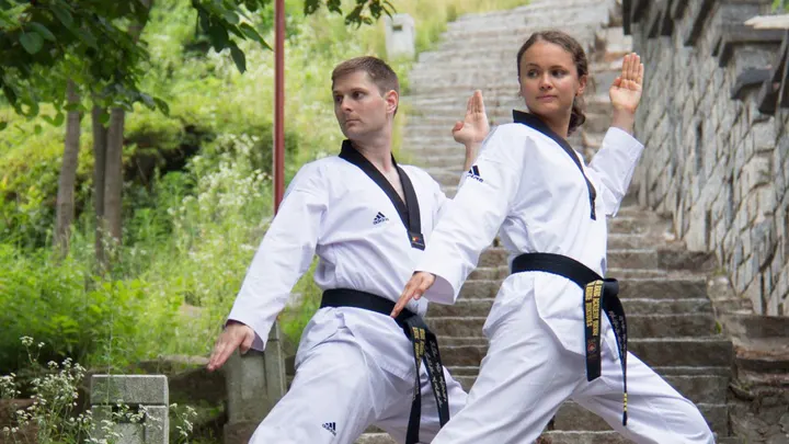 Hwarang Taekwondo holmen — martial arts-studio i Vakås, Hvalstad