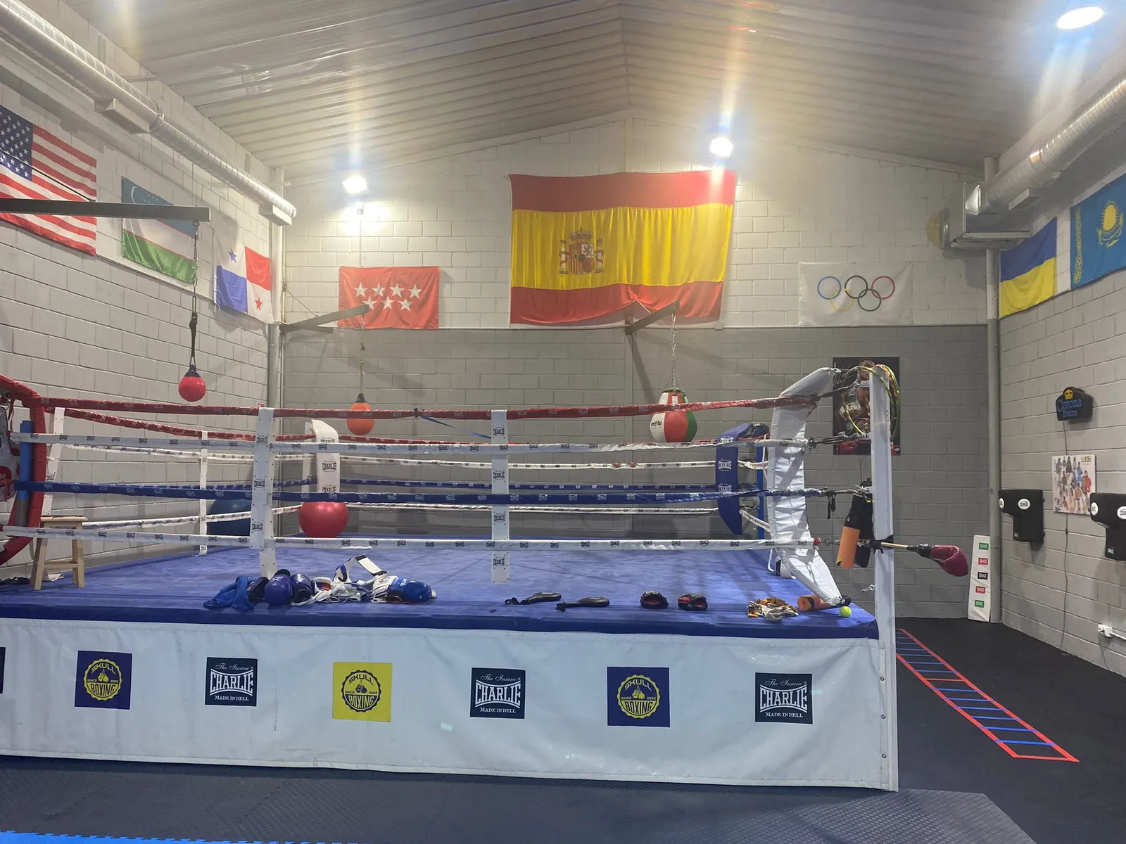 Skull Boxing Valdemoro — kampsport-studio i Madrid — bild 2