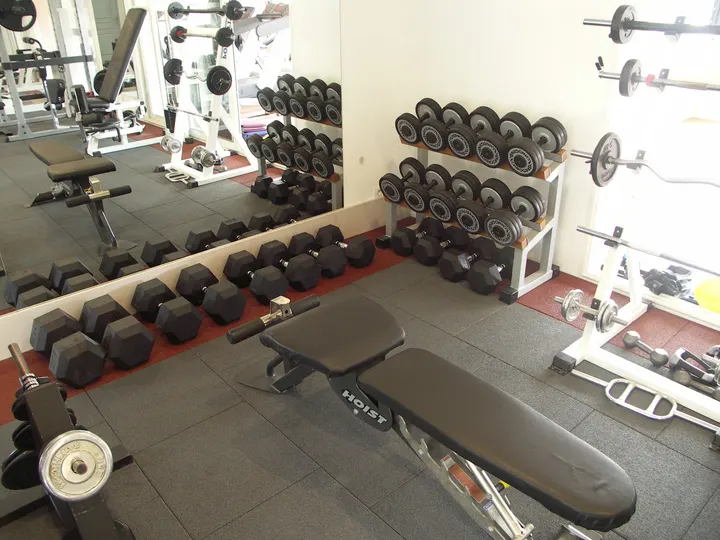 Authentic Gym — salle de fitness-studio au Tignet — 3