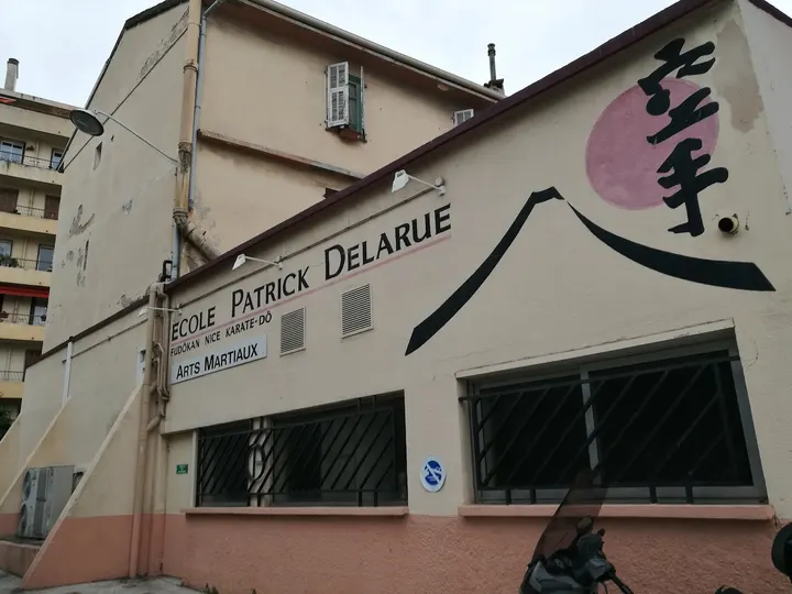 ECOLE D'ARTS MARTIAUX PATRICK DELARUE — Arts martiaux à Riquier, Nice