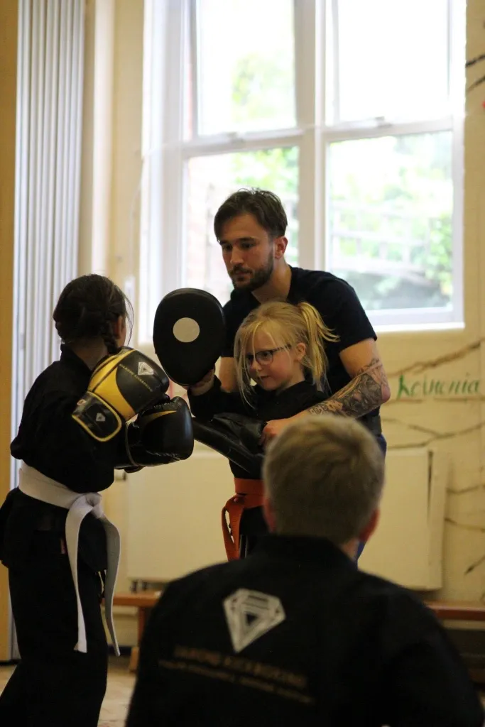 Diamond Kickboxing — kickboxing-studio in Uxbridge — 2