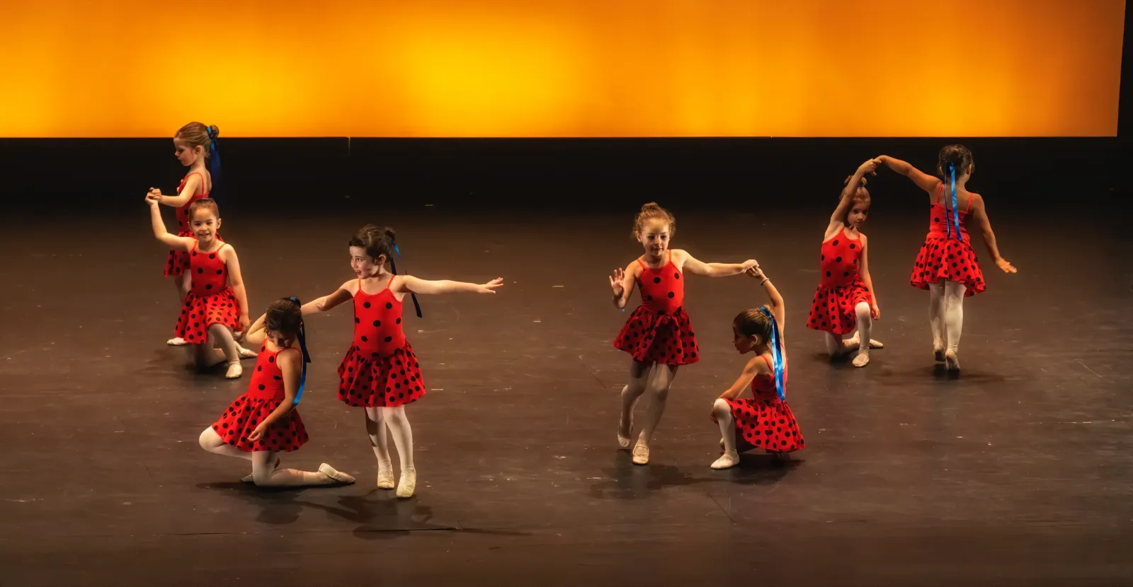 KLASS ESTUDI DE DANZA — dans-studio i Granollers — bild 4