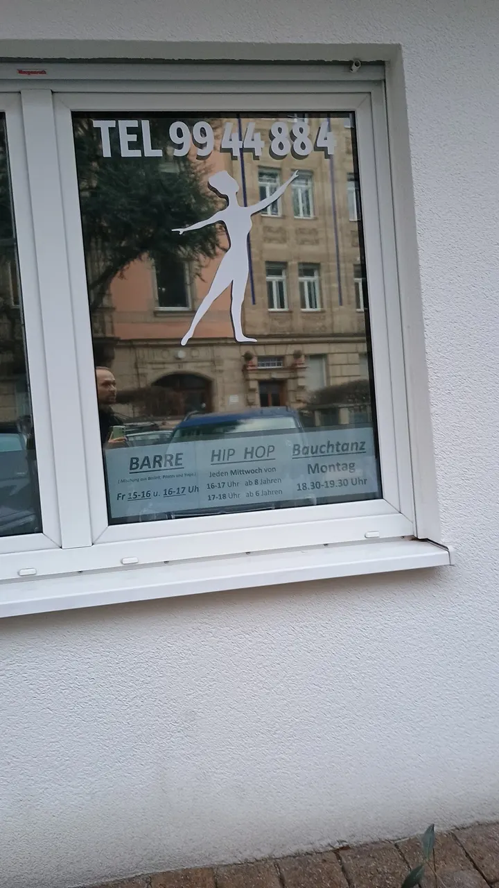 Academie de Ballett et Danse und Ballettschule Roman Uliczay — tanz-studio in Pirckheimerstraße, Nürnberg — 2