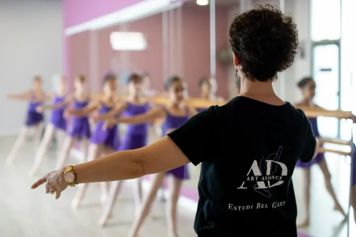 Art&dance Estudi Bel González — baile-studio en Figueres — 4