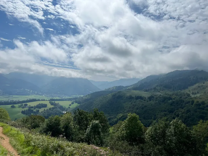 Sattva Yoga Shala Les Chalets / Bayard / Belfort / Saint-Aubin / Dupuy — yoga-studio aux Chalets / Bayard / Belfort / Saint-Aubin / Dupuy, Toulouse — 2