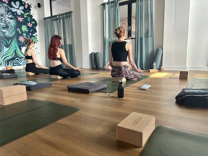 Social Yoga — Yoga in Bow, London