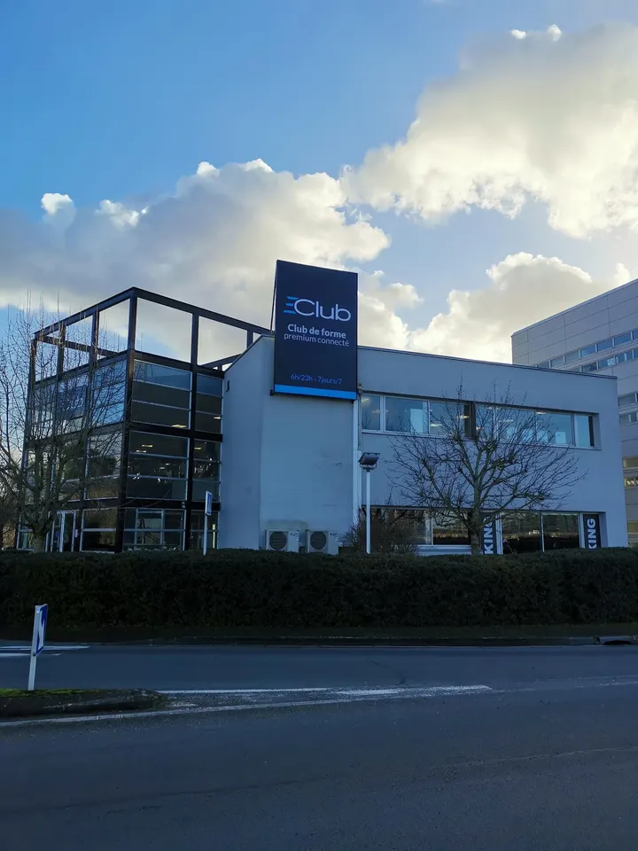 Eclub Tours — salle de fitness-studio aux Granges Galand, Saint-Avertin — 2
