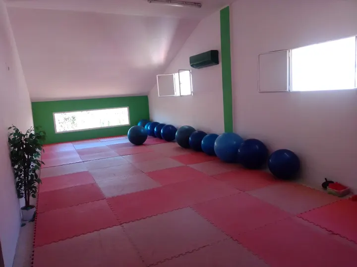 Oasis Fitness Denia — Estudio de fitness en Barri Saladar, Dénia