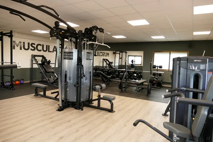 Complejo Deportivo Los Castros — estudio de fitness-studio en Mouguías/Mohías — 2