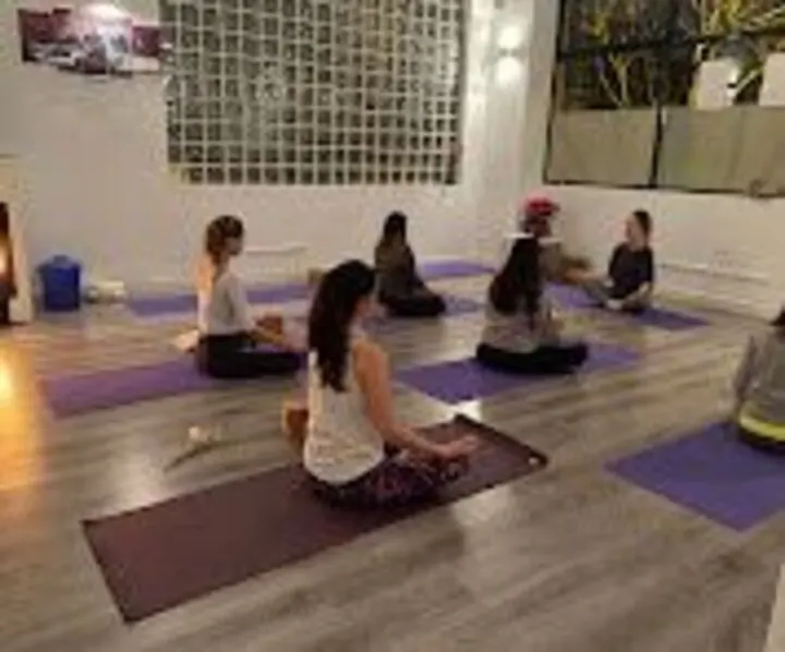 Ana Barbero centro integral Pilates y Yoga — yoga-studio en Fuente Nueva, San Lorenzo de El Escorial — 2