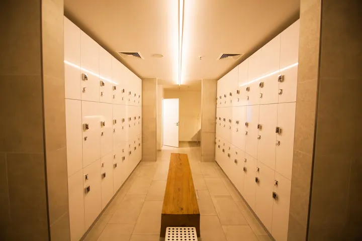 Inside Yoga Frankfurt — yoga-studio in Innenstadt, Frankfurt am Main — 3