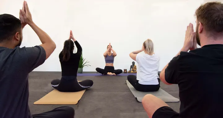 Yoga mit Isabell — Yoga in Steinhaldenfeld, Stuttgart