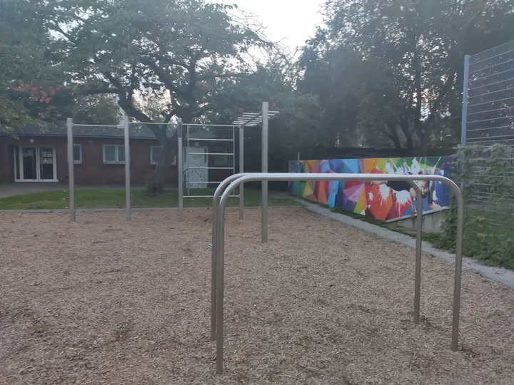 Calisthenics Park Bremerhaven — calisthenics-studio in Bremerhaven — 4