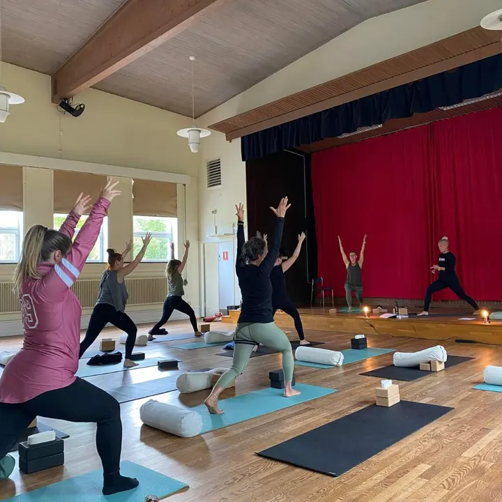 Unstuck Warrior — yoga-studio i Gertrudsvik, Västervik — 2