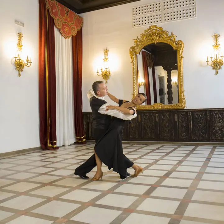 BAILE DE SALON Y DEPORTIVO KROKY — baile-studio en Granada — 5