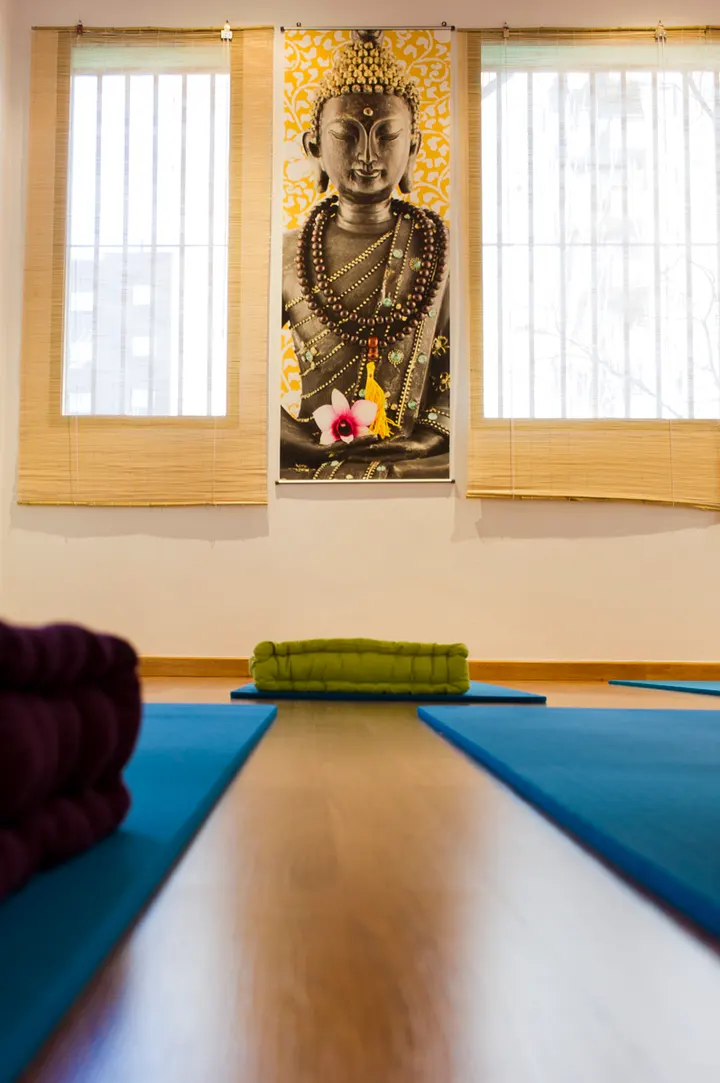 Pilates & Yoga Vertebrasana — yoga-studio en Actur, Zaragoza — 3