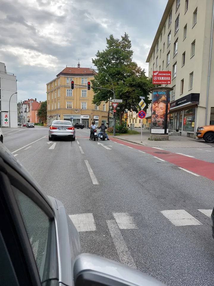 Bodystreet Kennedyplatz — Fitnessstudio in Nikola, Landshut